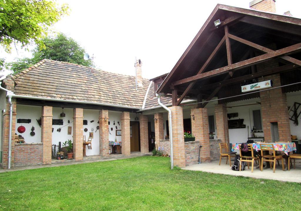 Gasthof Bike Stop Duna *